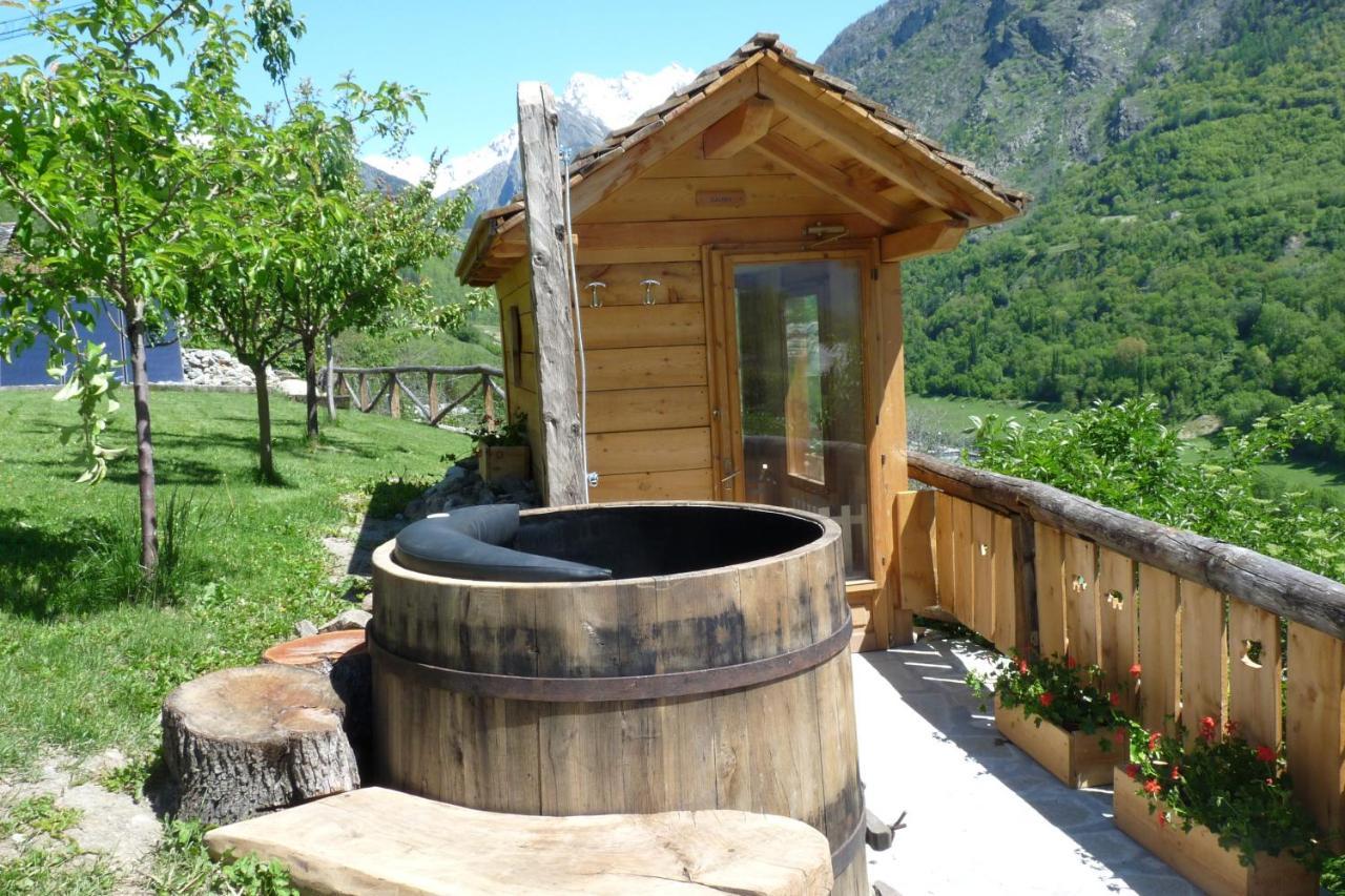 La Fattoria Di Roven Villa Gignod Екстериор снимка